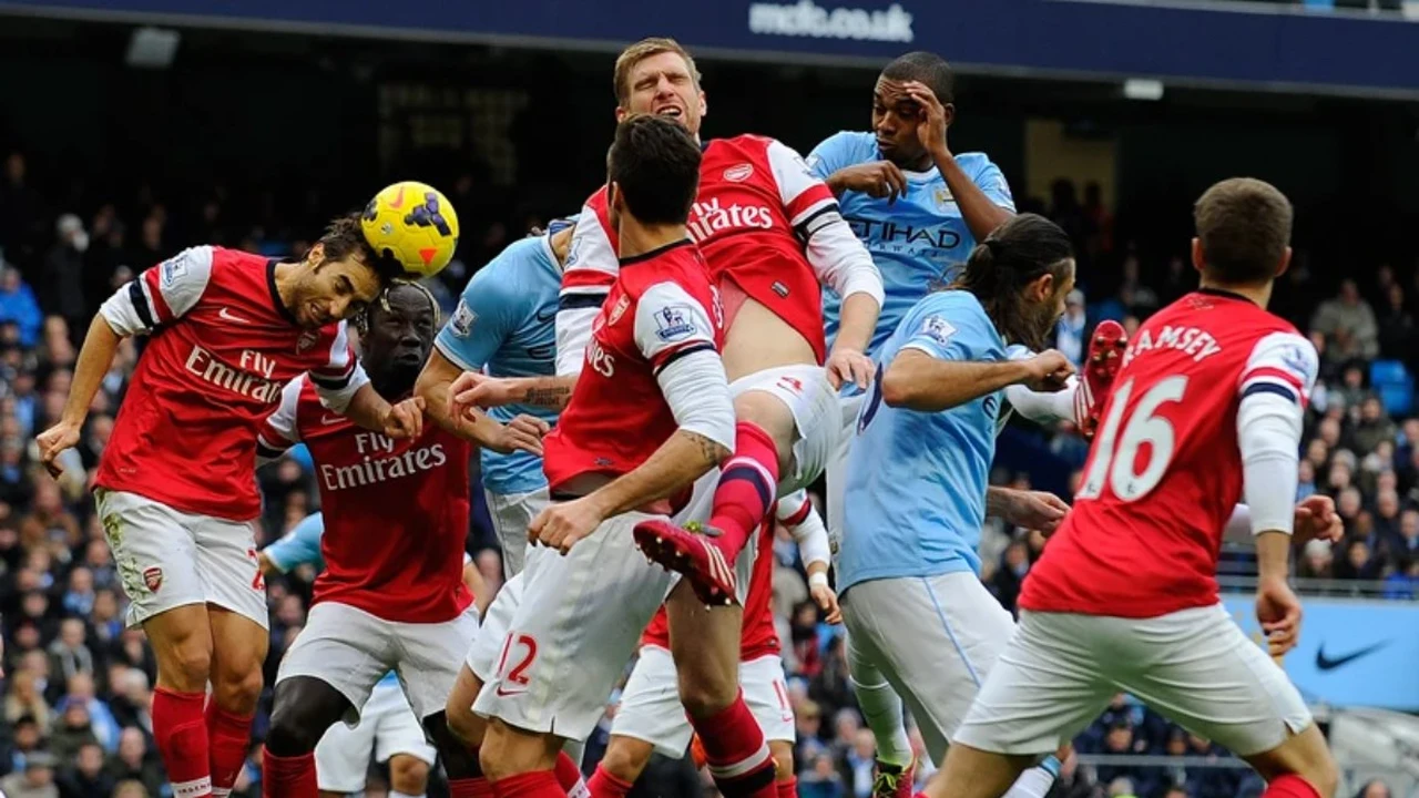 تاريخ مواجهات مانشستر سيتي وأرسنال قبل الملحمة المرتقبة في جميع المسابقات